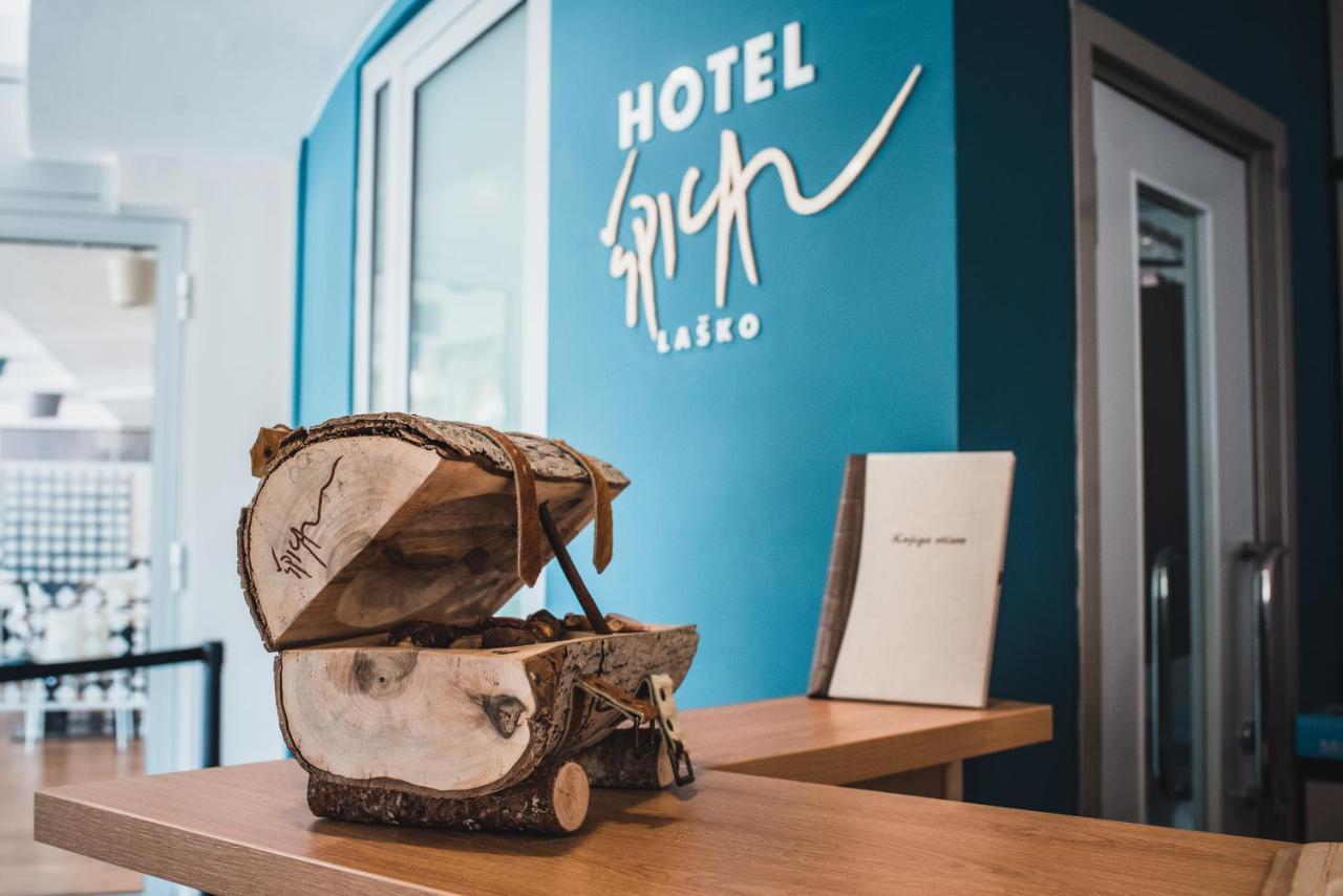 Hotel Spica 洛什科 外观 照片